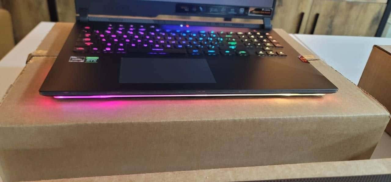 Asus ROG STRIX SCAR 17 G733QSA-KH063T