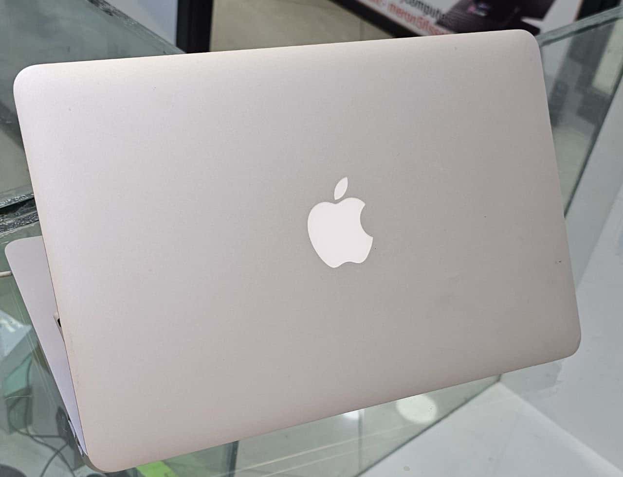 Apple MacBook Air
